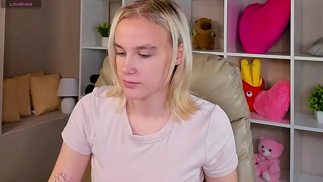 Carolin Miller online show from September 24, 4:16 am