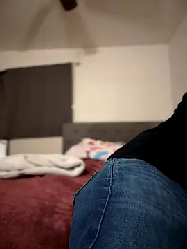 himNIGuys online show from October 25, 2:08 am