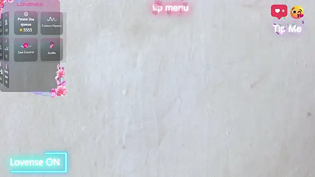 Snapshot of naomi_powel chatting on November 11, 9:59 pm naomi powel online show from November 11, 9:59 pm