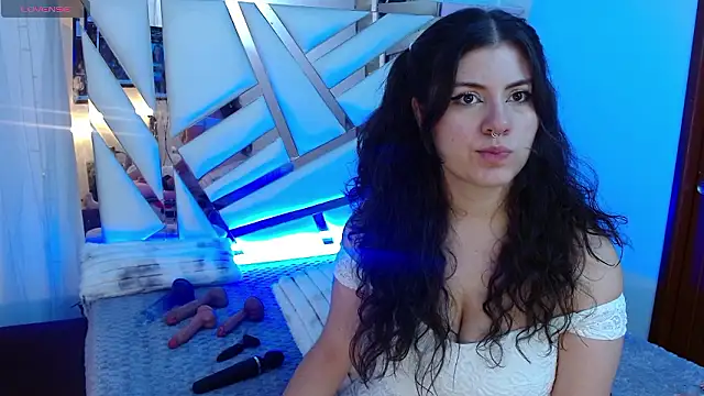 hannia baileys online show from January 11, 2:27 am