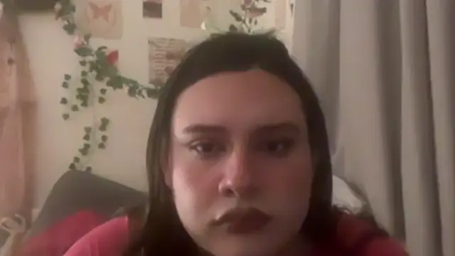 JenniferRobbie online show from May 29, 10:02 am