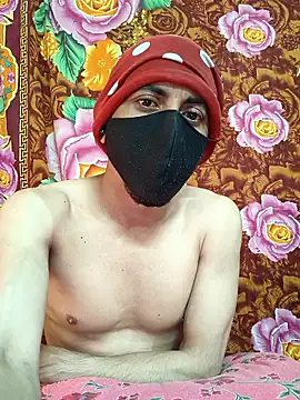 Seducing couple online show from January 13, 8:52 am