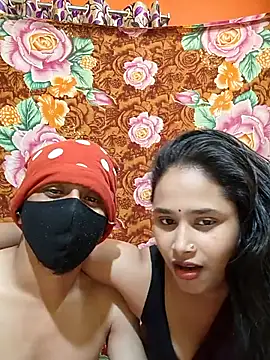 Seducing couple online show from February 25, 4:27 pm