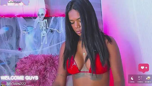 Snapshot of _naomibrown_ chatting on October 11, 1:49 am naomibrown online show from October 11, 1:49 am
