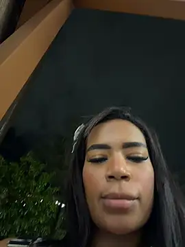 Snapshot of _naomibrown_ chatting on May 24, 12:04 am naomibrown online show from May 24, 12:04 am