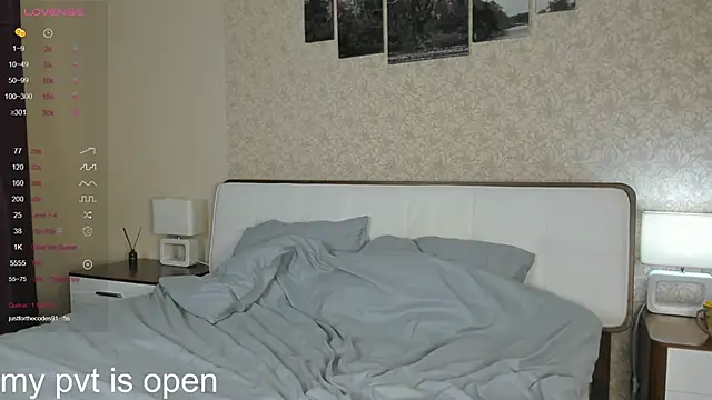 Snapshot of Anna_mileer chatting on September 13, 1:05 am Anna mileer online show from September 13, 1:05 am