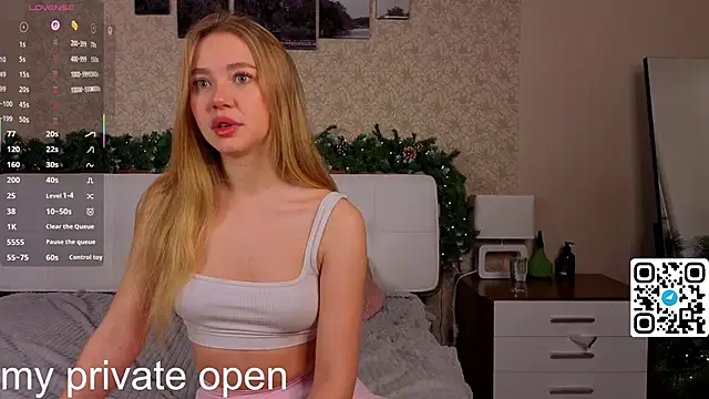 Snapshot of Anna_mileer chatting on December 16, 1:21 am Anna mileer online show from December 16, 1:21 am