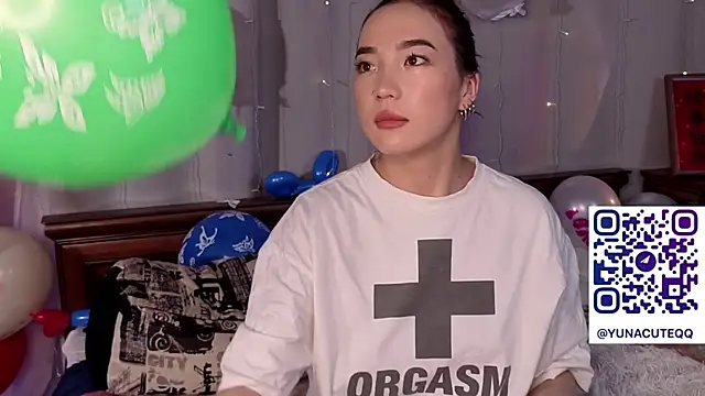 OdetteBiddy online show from February 14, 8:16 pm