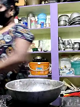 papukurty online show from November 14, 1:15 am