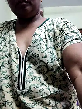 papukurty online show from April 20, 9:05 pm