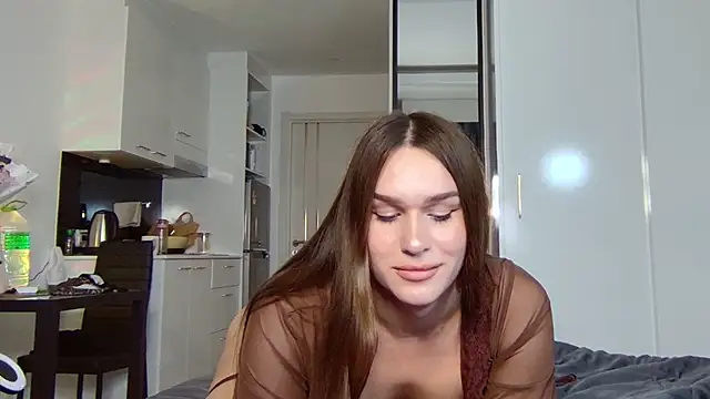 Snapshot of franzeva chatting on April 23, 11:53 am franzeva online show from April 23, 11:53 am
