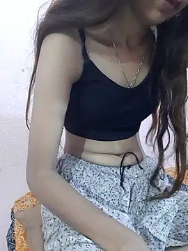 Mahira568 online show from November 3, 6:31 pm