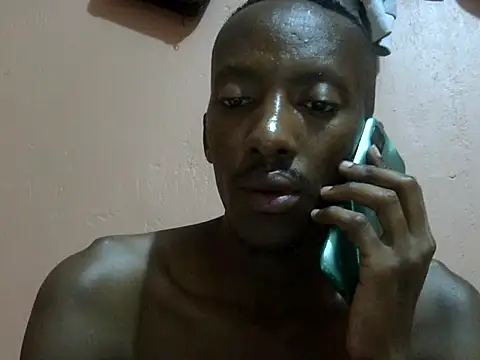 Snapshot of shadez94 chatting on September 17, 6:42 pm shadez94 online show from September 17, 6:42 pm