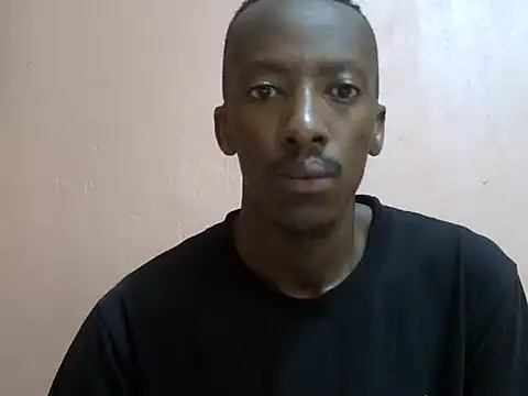 Snapshot of shadez94 chatting on September 24, 5:22 am shadez94 online show from September 24, 5:22 am