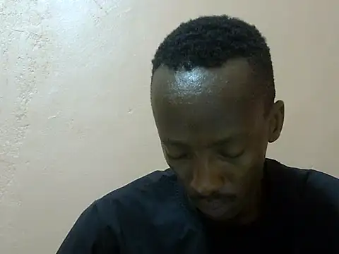 Snapshot of shadez94 chatting on October 4, 7:12 pm shadez94 online show from October 4, 7:12 pm