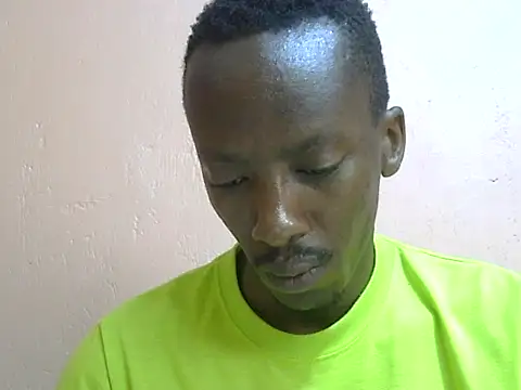 Snapshot of shadez94 chatting on October 16, 7:31 am shadez94 online show from October 16, 7:31 am