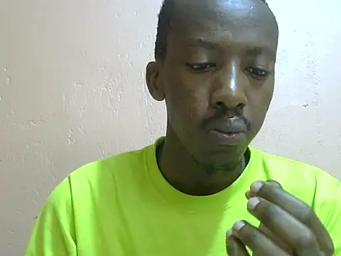 Snapshot of shadez94 chatting on October 17, 9:34 am shadez94 online show from October 17, 9:34 am