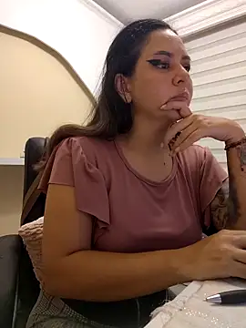 Snapshot of Abbyjoness21 chatting on October 27, 10:03 pm Abbyjoness21 online show from October 27, 10:03 pm