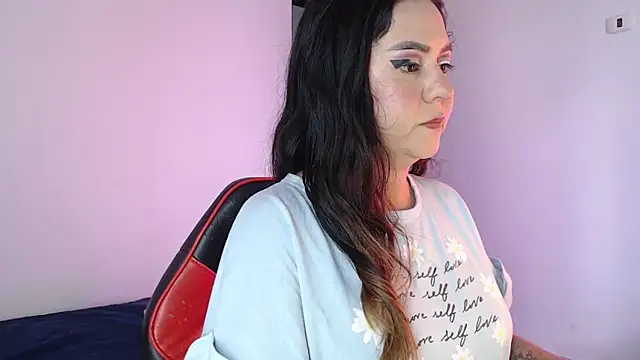 Abbyjoness21 online show from May 6, 7:41 pm