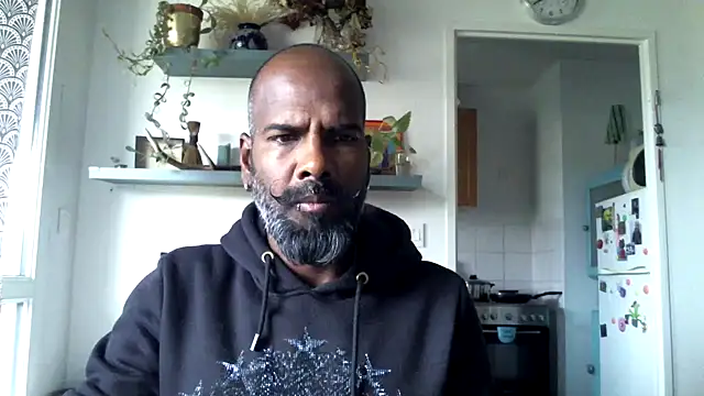 frenchblackc31 online show from September 13, 7:41 am