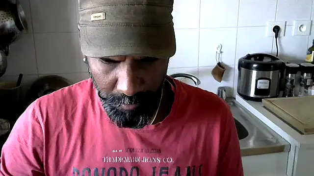 frenchblackc31 online show from September 18, 8:49 am