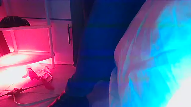 SatiroyNinfa online show from April 22, 9:05 pm