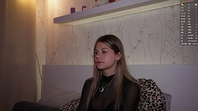 AnneVerity online show from November 4, 7:35 pm