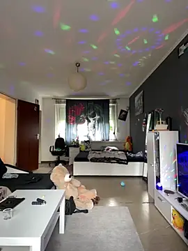 1Richrichard1 online show from May 13, 8:55 am