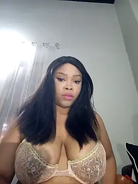 MadamPinky online show from December 1, 6:02 pm