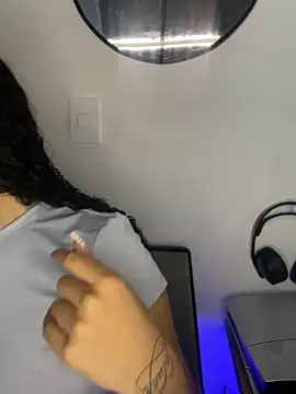 jadee8 online show from April 15, 4:36 pm