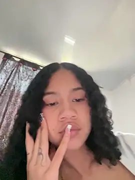 jadee8 online show from April 20, 8:54 pm