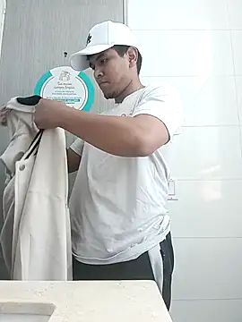 Oscariin96 online show from February 13, 2:57 pm