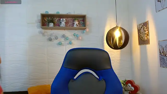 Snapshot of tulunaroja chatting on September 29, 8:13 pm tulunaroja online show from September 29, 8:13 pm