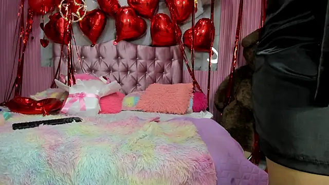 Mindy 19 online show from February 13, 11:01 pm