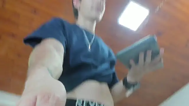 Snapshot of Michael_blue chatting on September 30, 8:25 pm Michael blue online show from September 30, 8:25 pm