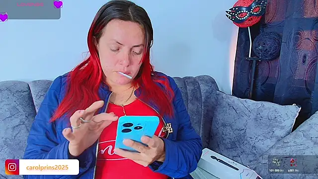 carolinhe  online show from September 30, 8:03 pm