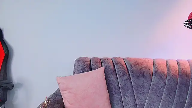 carolinhe  online show from October 2, 8:16 pm