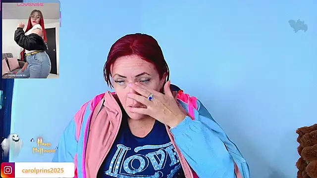 carolinhe  online show from October 28, 7:38 pm