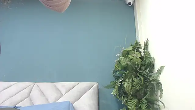 KendraaSimons online show from September 10, 7:25 pm