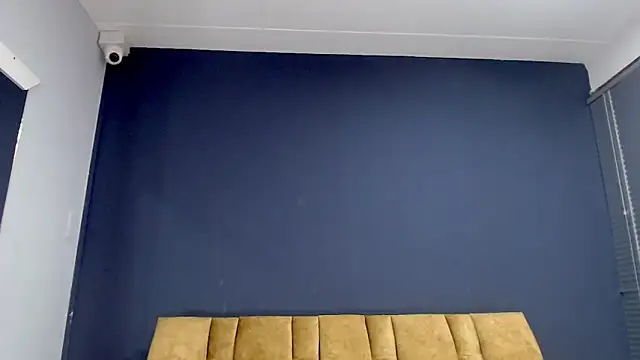 KendraaSimons online show from October 7, 7:55 pm