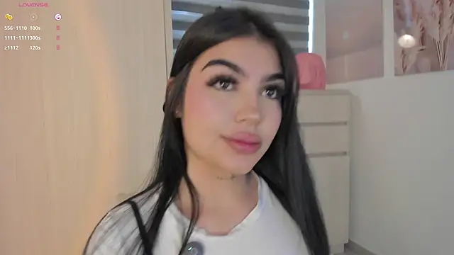 EmmyKenner online show from September 26, 11:25 am