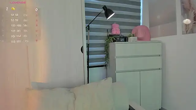 EmmyKenner online show from September 30, 10:53 am