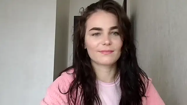 Silviaa a online show from December 14, 11:59 am