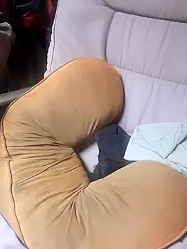 Snapshot of Gabrielamaturedirty chatting on February 12, 6:40 am Gabrielamaturedirty online show from February 12, 6:40 am