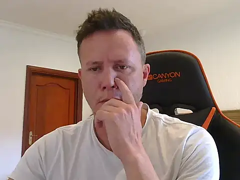 TroyDieselXXX online show from December 23, 6:00 am