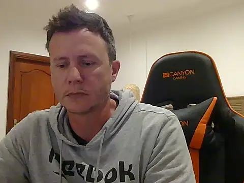 TroyDieselXXX online show from April 19, 5:34 pm