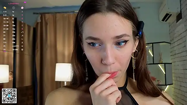 PetraHambelton online show from September 10, 4:23 am