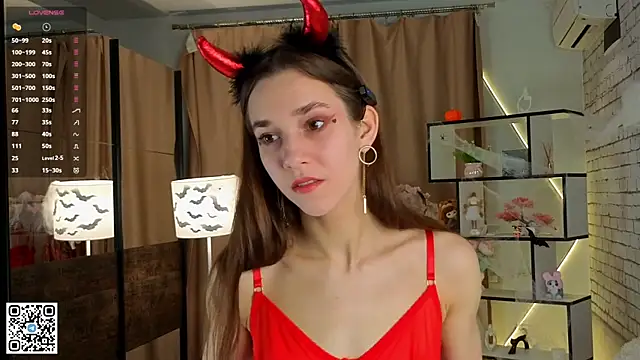 PetraHambelton online show from November 1, 4:14 am