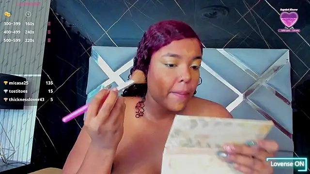 Snapshot of Alaia_Gutierrez chatting on November 6, 3:57 pm Alaia Gutierrez online show from November 6, 3:57 pm