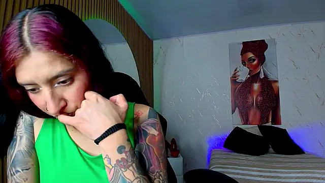 Scaarlettfox online show from September 9, 3:50 am